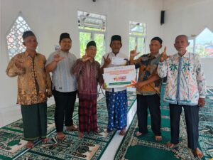 Lazismu Batang bersama Masjid Al-Muttaqin Bandar, JATAM PCM Bandar, dan MPMLH JATAM PDM Batang mengembangkan budidaya ikan lele sebagai program zakat produktif untuk memperkuat ekonomi jamaah.